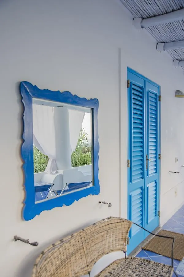 La Sirena Hotel Panarea 2*,