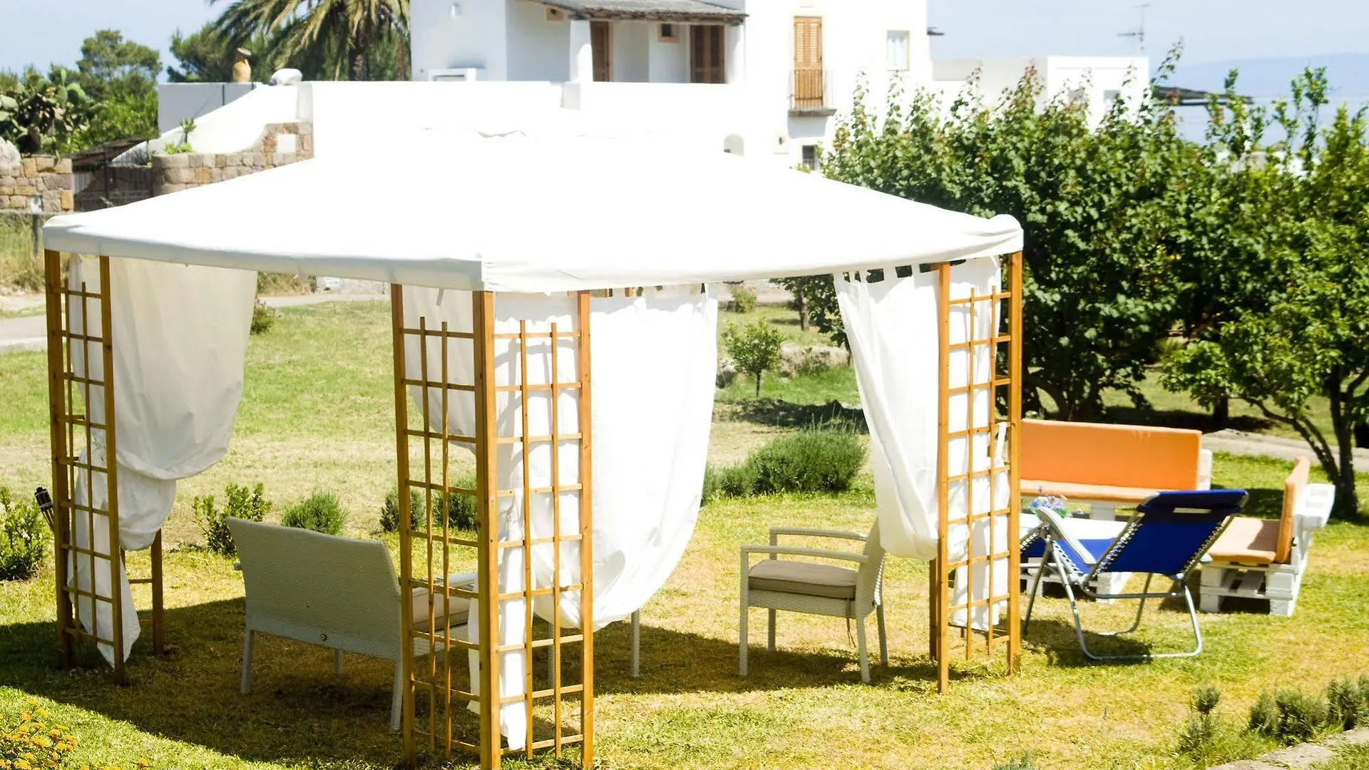 La Sirena Hotel Panarea 2*,  Italy